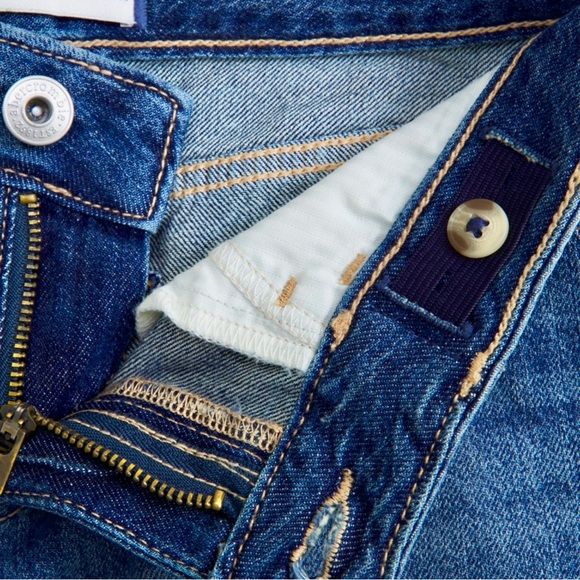 Abercrombie Kids High Rise Relaxed Shorts - Size 17/18 - Picture 2 of 13